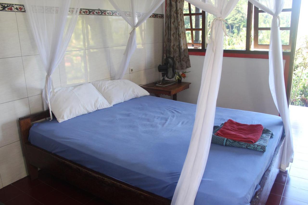 Pondok Lembah Dukuh Homestay Karangasem Екстериор снимка